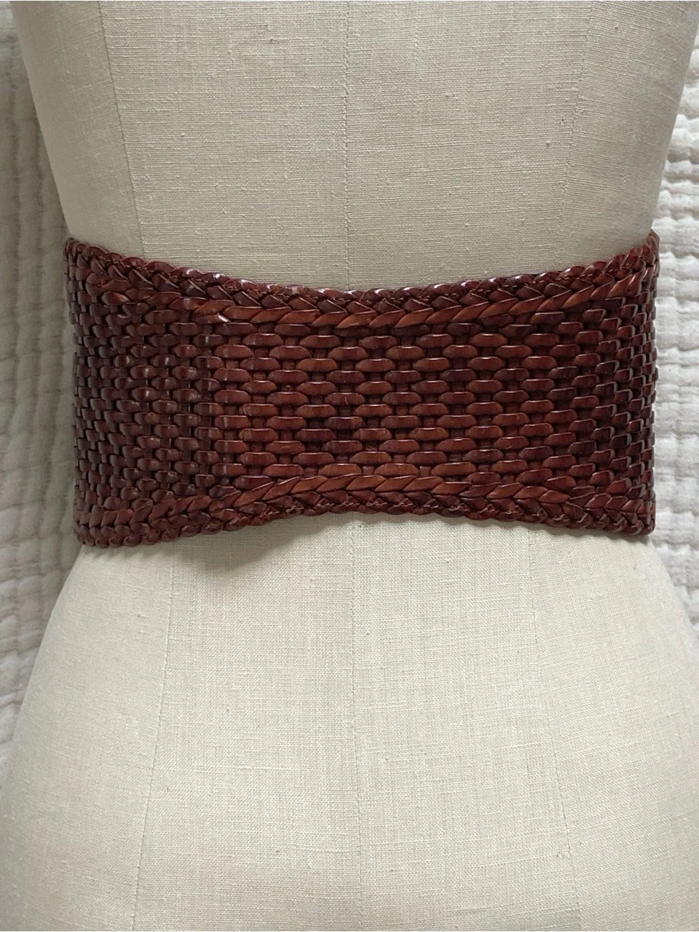 Vintage Woven Leather Circle-Buckle Belt in Dark Brown